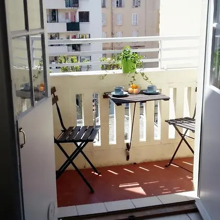 Appartement Juan Les Pins - Palais Des Fleurs
